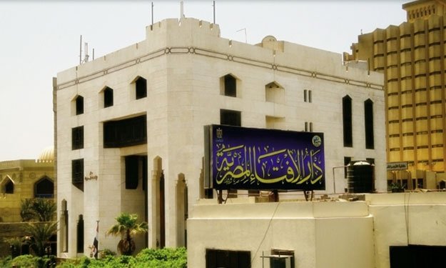 دراسة لمرصد الإفتاء:  تجنيد التنظيمات الإرهابية الجزئي للأسر تحول  إلى تجنيد “العائلة بأكملها
