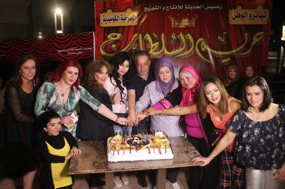 القضاء يشهد معركة جديدة بعد محاولة شركة  خاصة  سرقة مسرحية لهالة فهمى