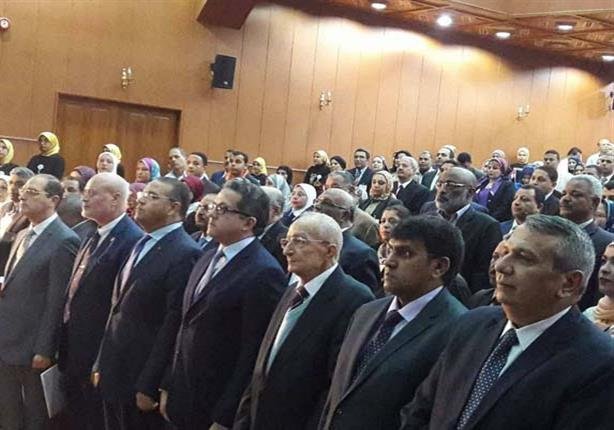 بعد افتتاح مؤتمر الأثريين العرب .. العنانى يتفقد اعمال البعثة الفرنسية الإيطالية بالبريجات