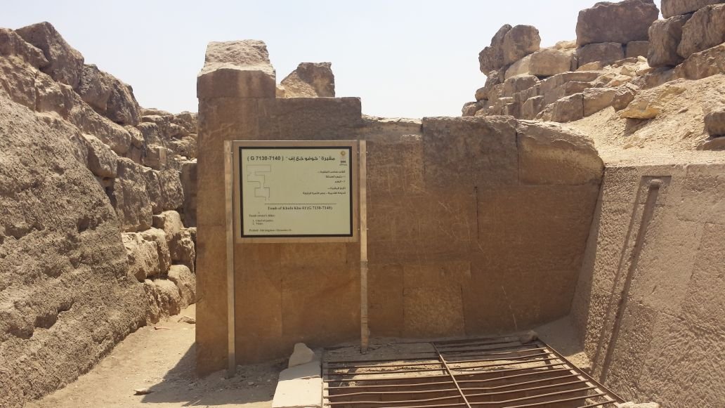 لأول مرة ..جبانة العمال بالجبل القبلى بمنطقة أثار الهرم تستقبل الزائرين